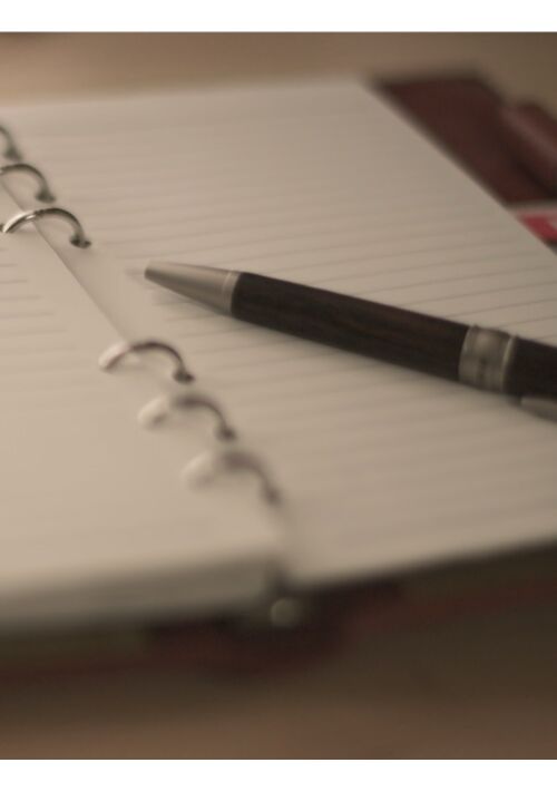 番犬バディがしっぽを振るのは。