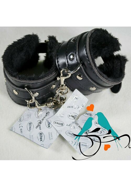 フェラテク勉強中。合格出来なくて、イカせて貰えない息子の話。